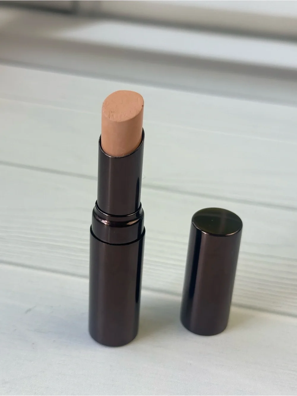 Hourglass Hidden Corrective Concealer Warm Discontinued